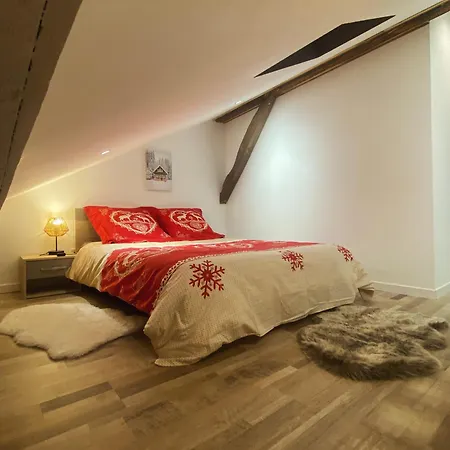 Les Cocons Des Guedons Le Meleze Le Ménil