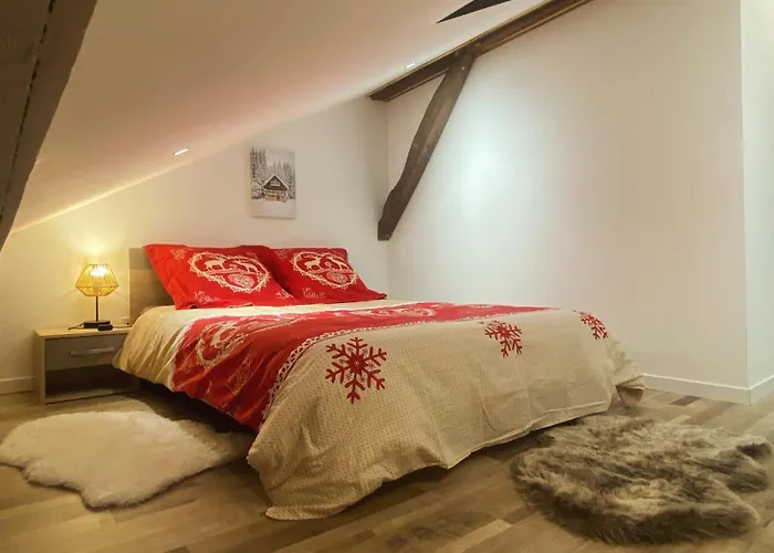 Les Cocons Des Guedons Le Meleze Le Ménil